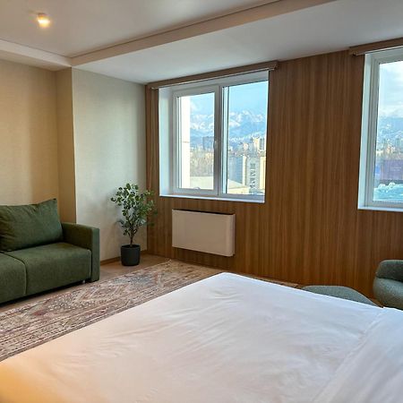 Resident Hotel Abay Алматы Экстерьер фото